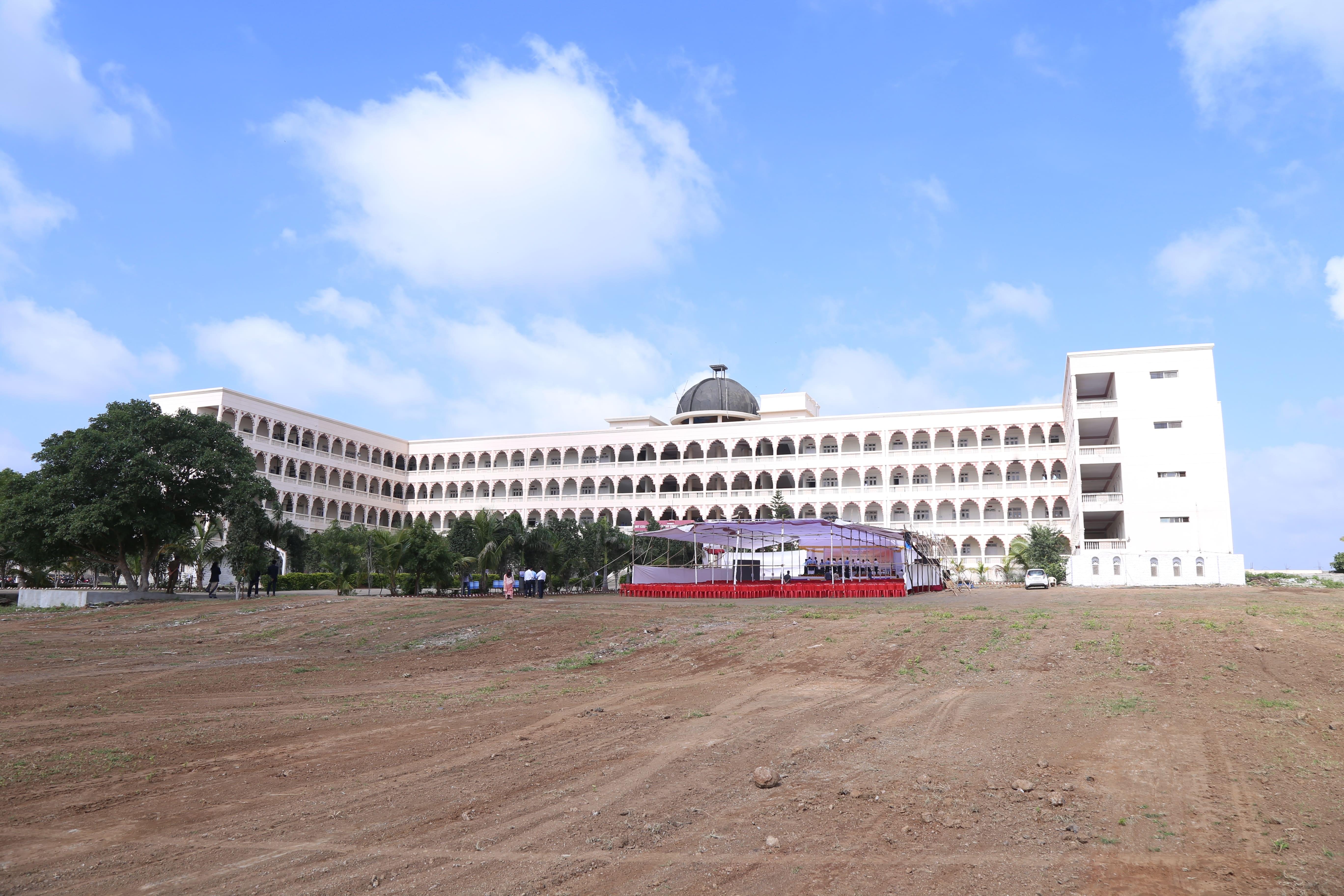 Maeer's MIT College of Railway Engineering and Research Barshi Picture gallery photo 11