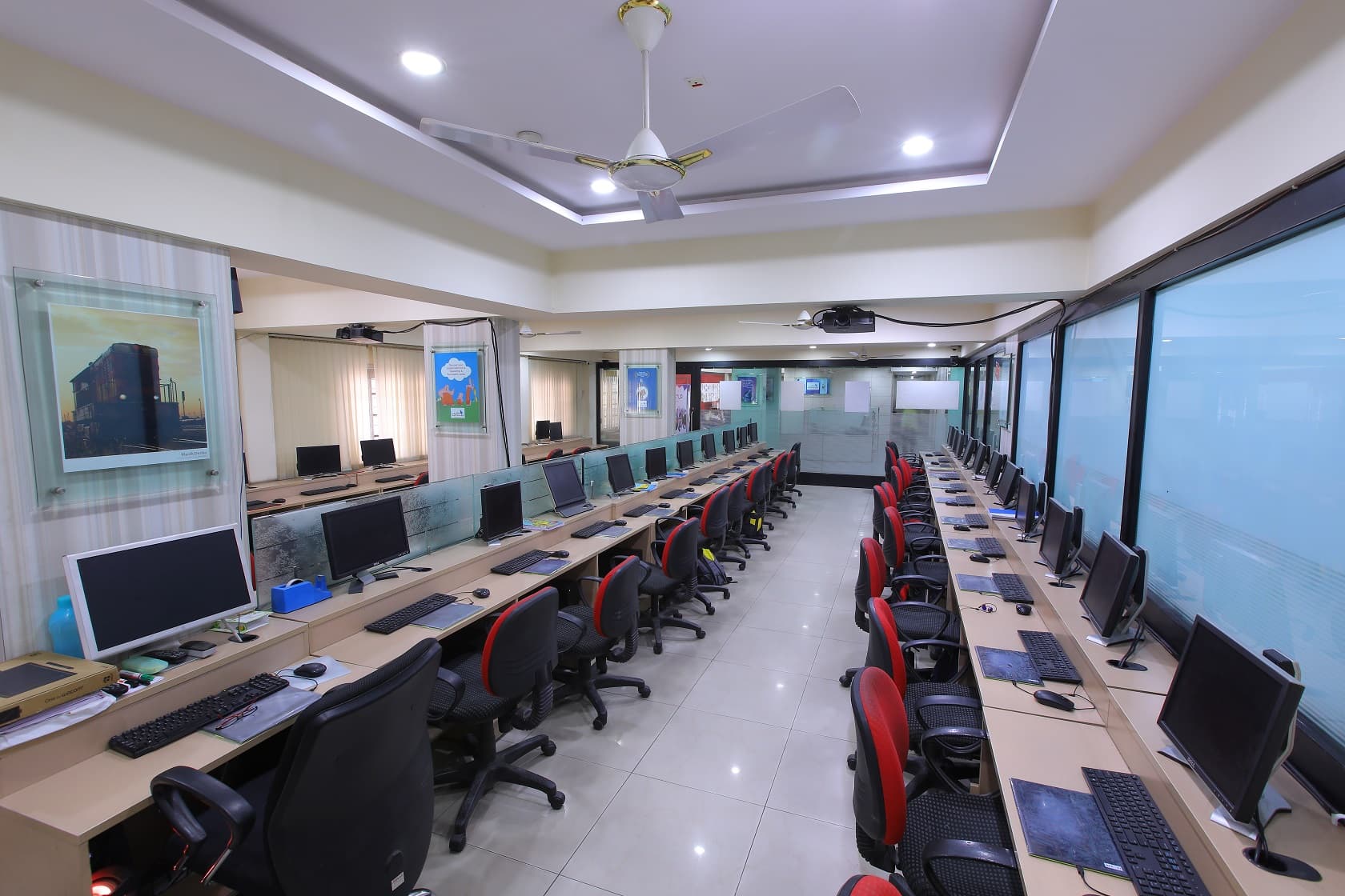 Creative Multimedia College of Fine Arts Hyderabad Academic Building photo 14