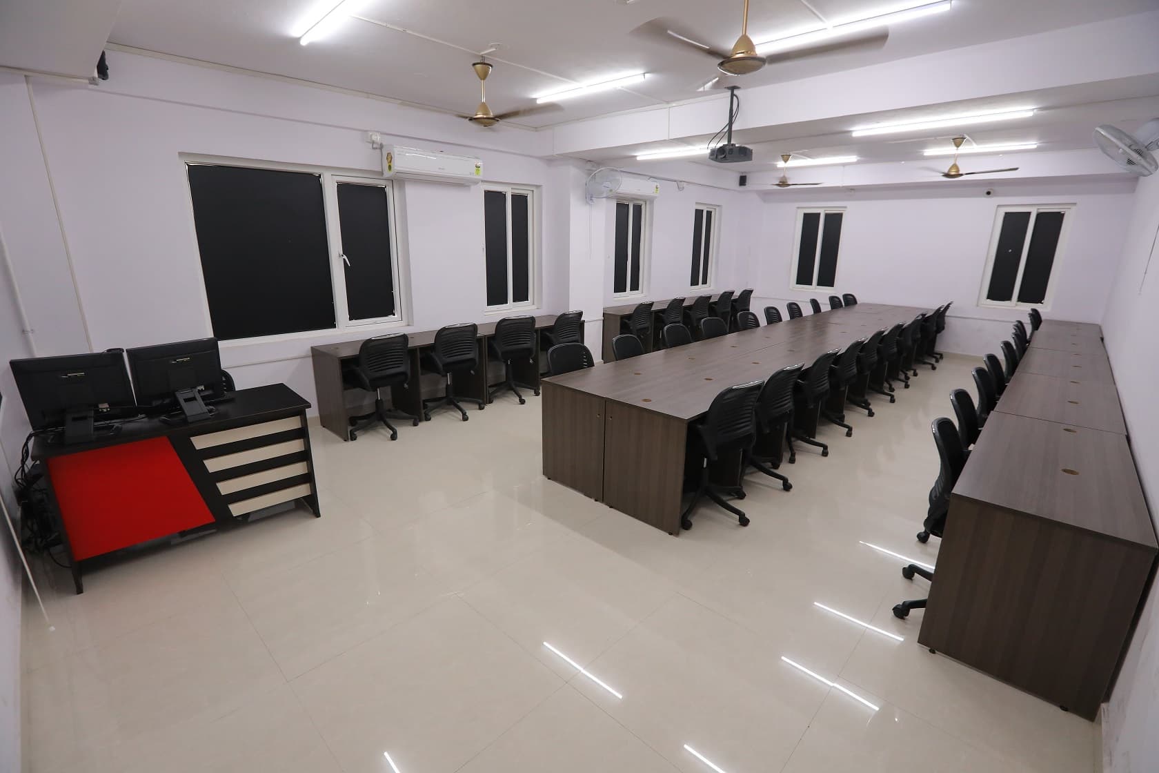Creative Multimedia College of Fine Arts Hyderabad Academic Building photo 20