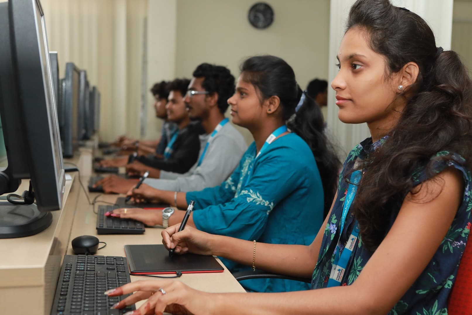 Creative Multimedia College of Fine Arts Hyderabad Academic Building photo 31