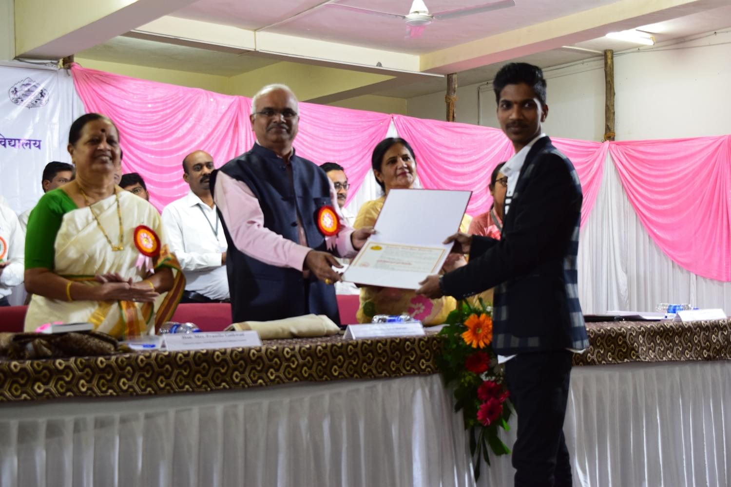 Anantrao Pawar College of Architecture Pune Convocation photo 20