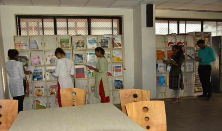 GGU Library photo 1