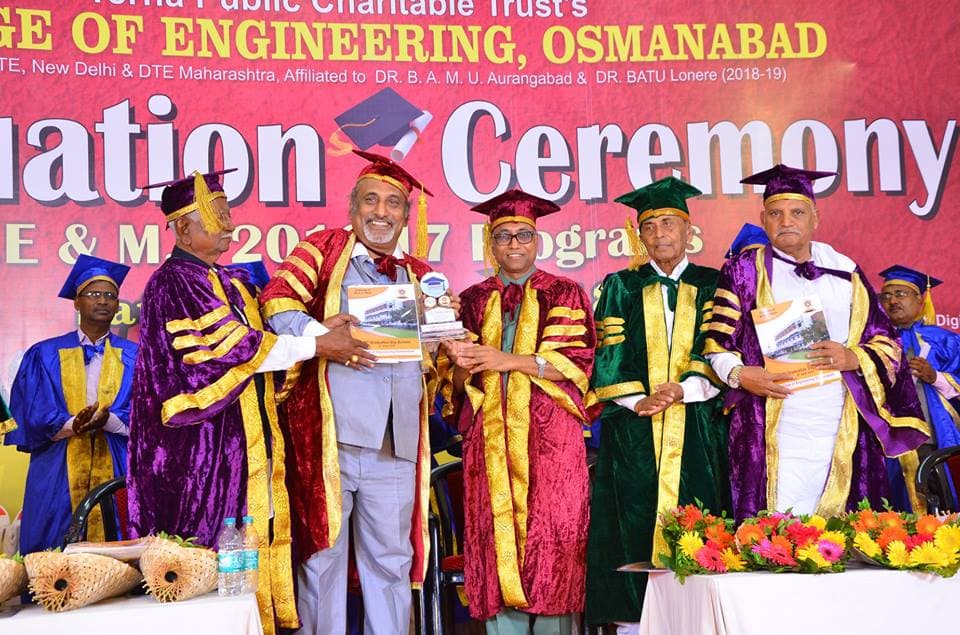 College of Engineering Osmanabad Graduation Day photo 9