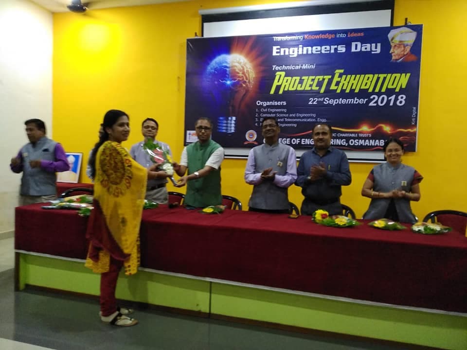 College of Engineering Osmanabad Project Exhibition photo 3