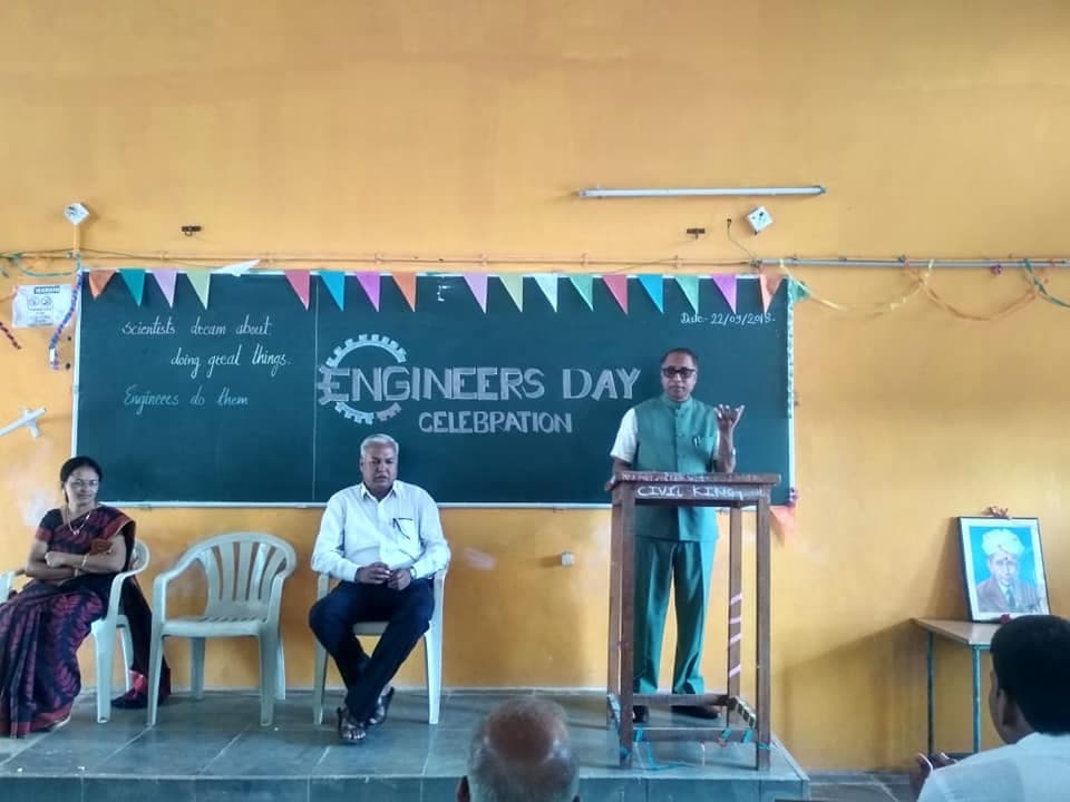 College of Engineering Osmanabad Project Exhibition photo 15