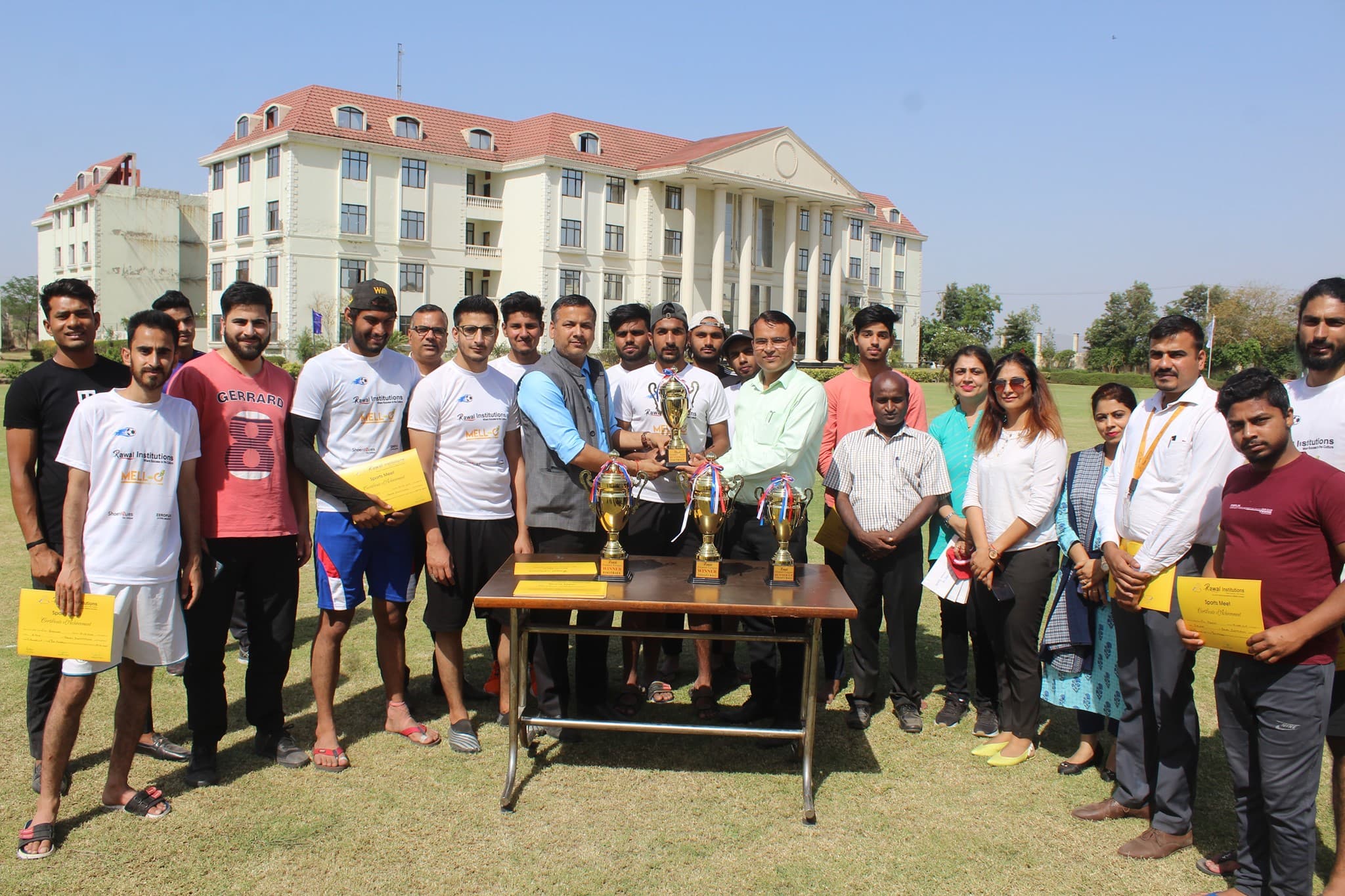 Rawal Institutions Faridabad hostel photo 1