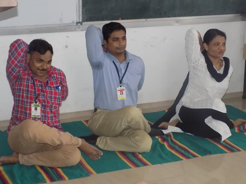 Zulekha College of Commerce Science and Technology Nagpur Extra Curriculars photo 53