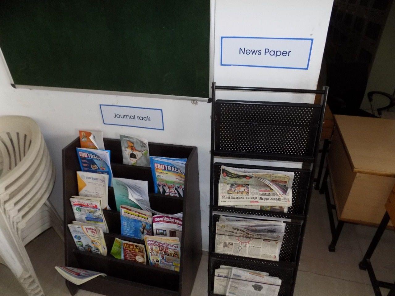 Zulekha College of Commerce Science and Technology Nagpur Library photo 8