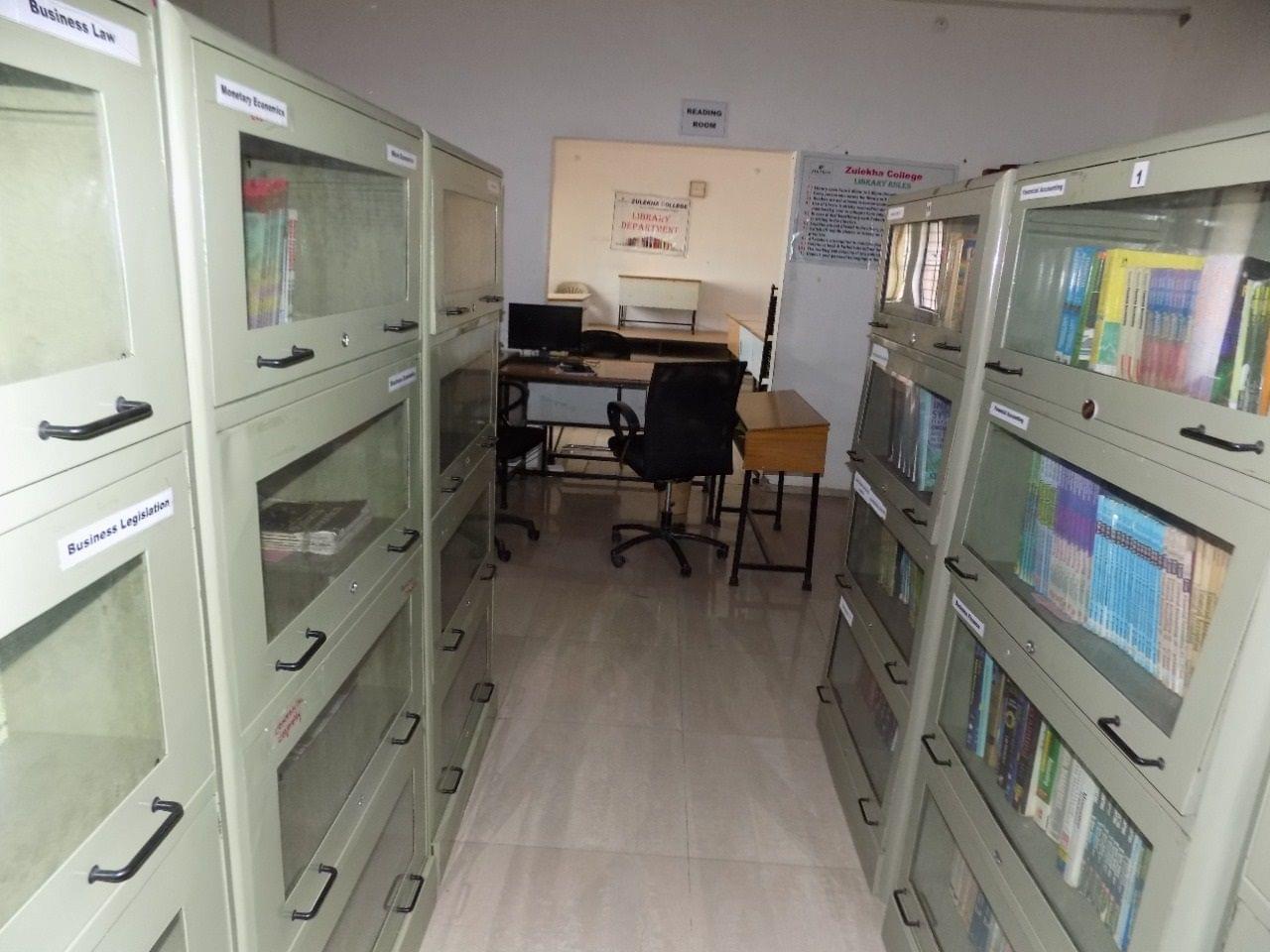 Zulekha College of Commerce Science and Technology Nagpur Library photo 7