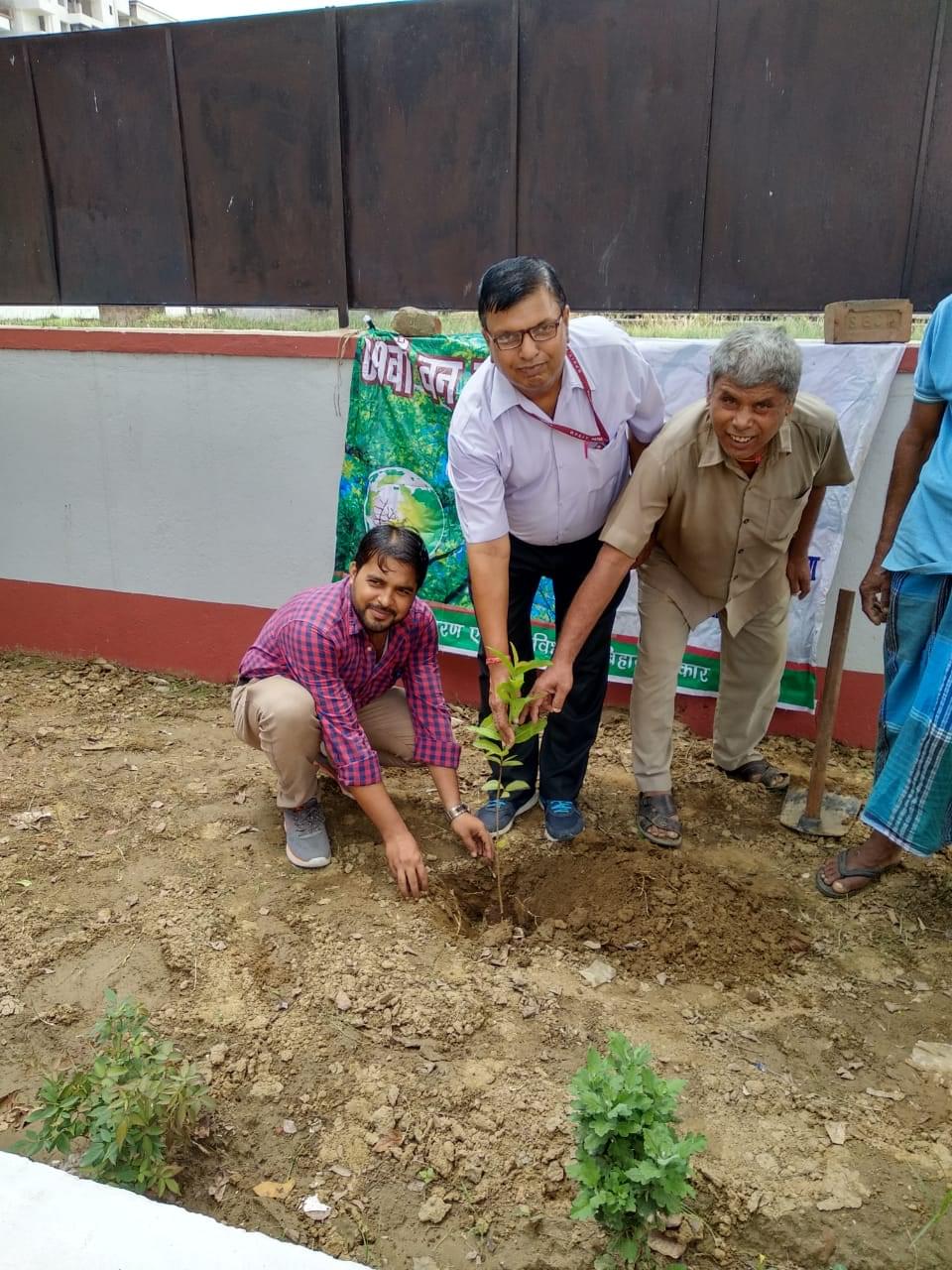 R.P. Sharma Institute of Technology Patna Van Mahaotsava and Plantation photo 6