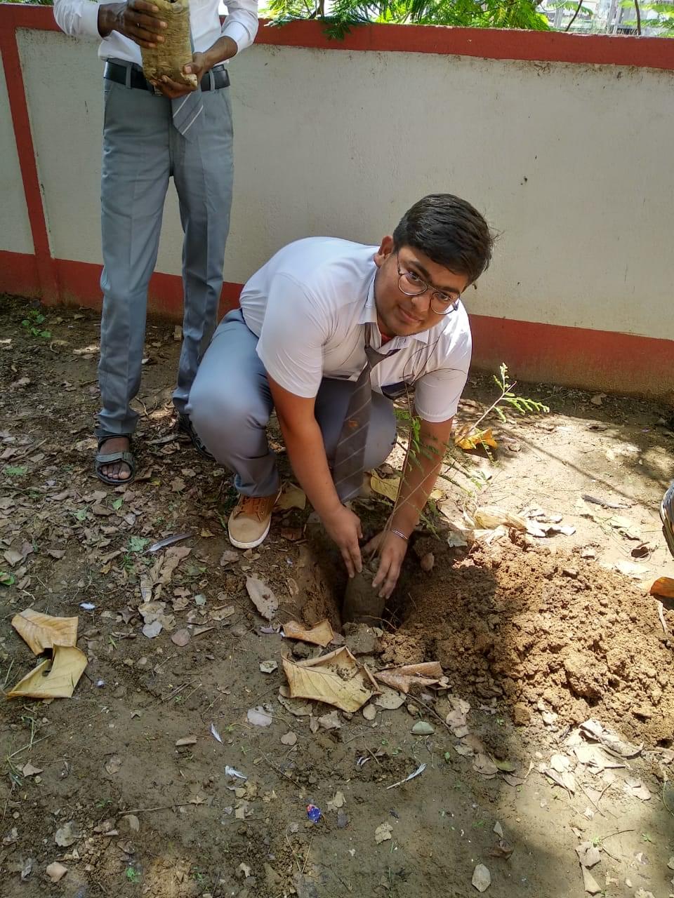 R.P. Sharma Institute of Technology Patna Van Mahaotsava and Plantation photo 18