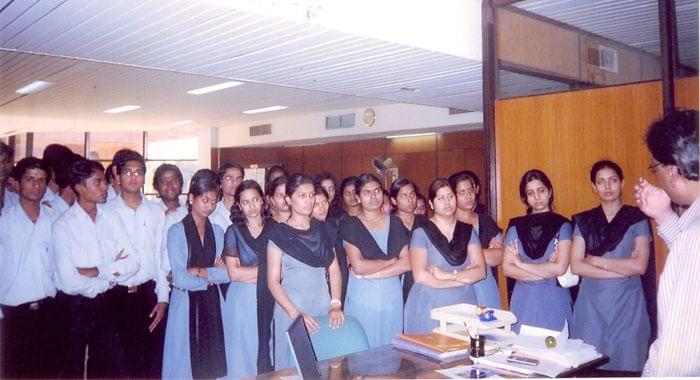 Sau. Leena Kishor Mamidwar Institute of Management Studies and Research Chandrapur Campus photos photo 11