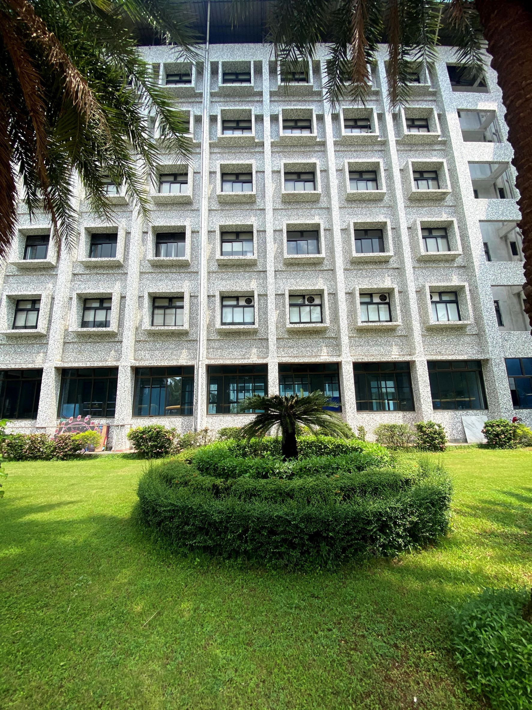 PCE Campus photo 8