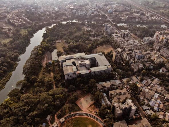 PCE Campus photo 9