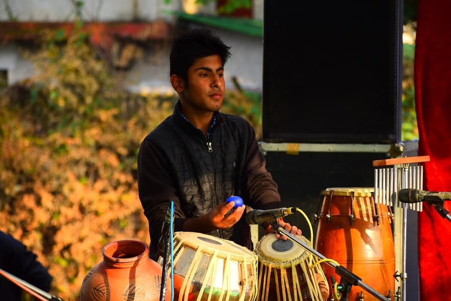 SBS University Extra Curriculars photo 7