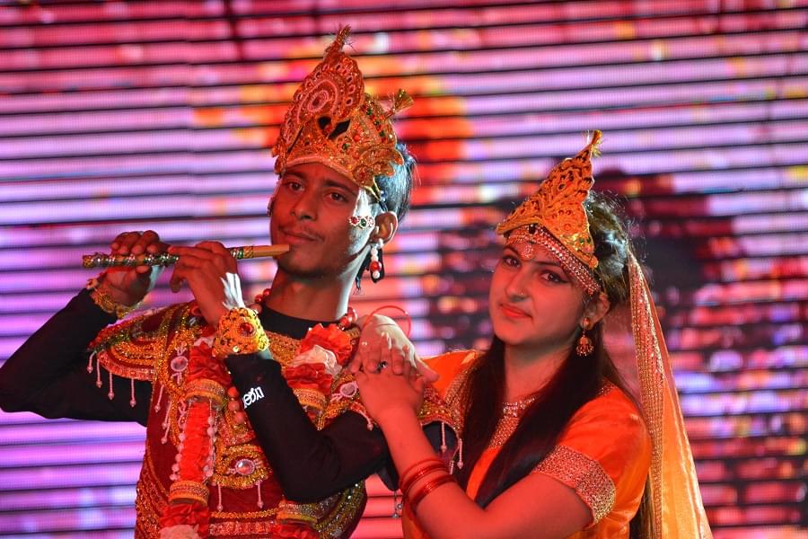 SBS University Extra Curriculars photo 12