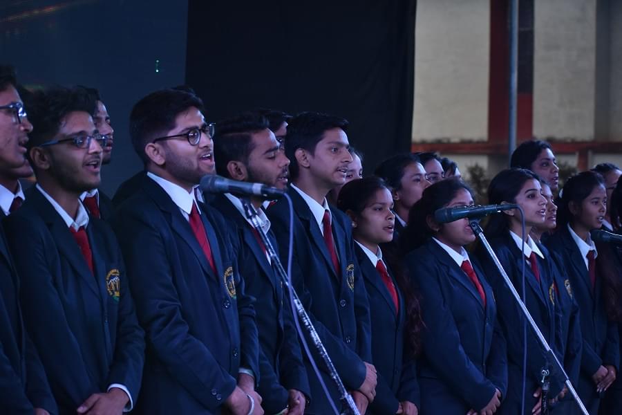 SBS University Extra Curriculars photo 15