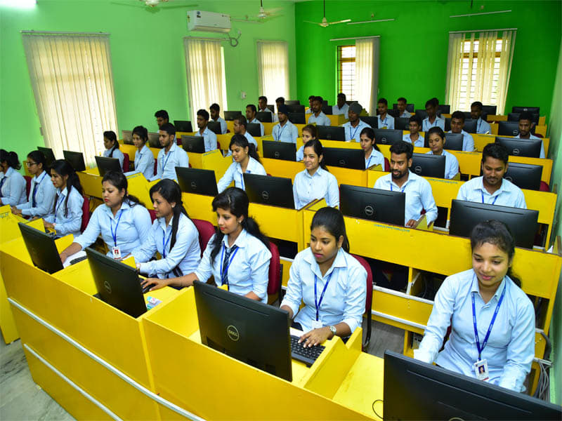 United School of Business Management Bhubaneswar Computer Lab photo 6