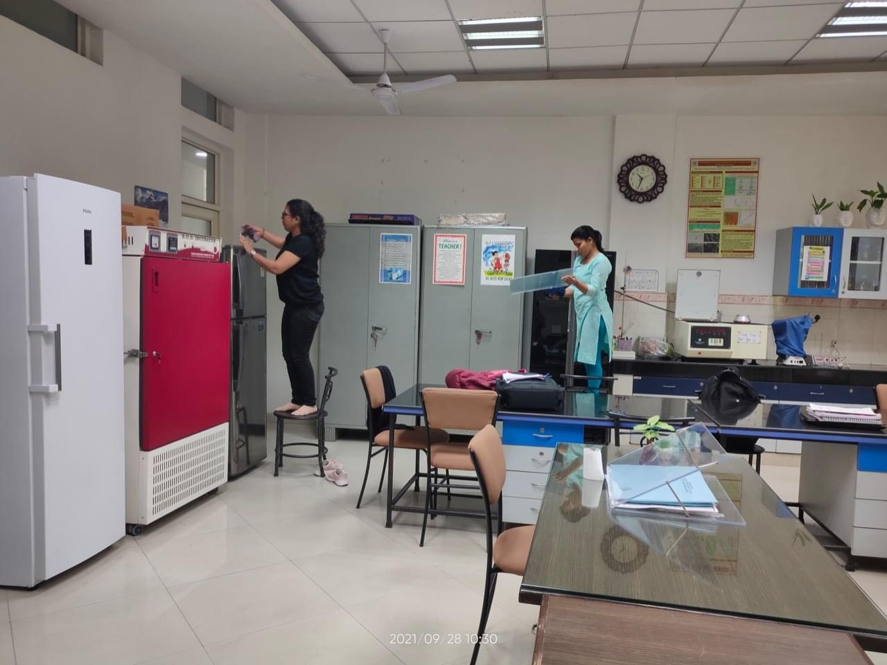 DDE MDU Extra Curriculars photo 21