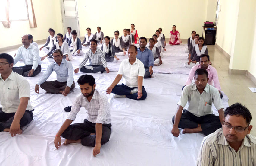 Seth Vishambhar Nath Group Of Educational Institutions Lucknow International Yoga Day photo 11