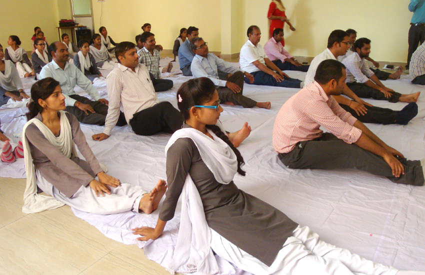 Seth Vishambhar Nath Group Of Educational Institutions Lucknow International Yoga Day photo 3