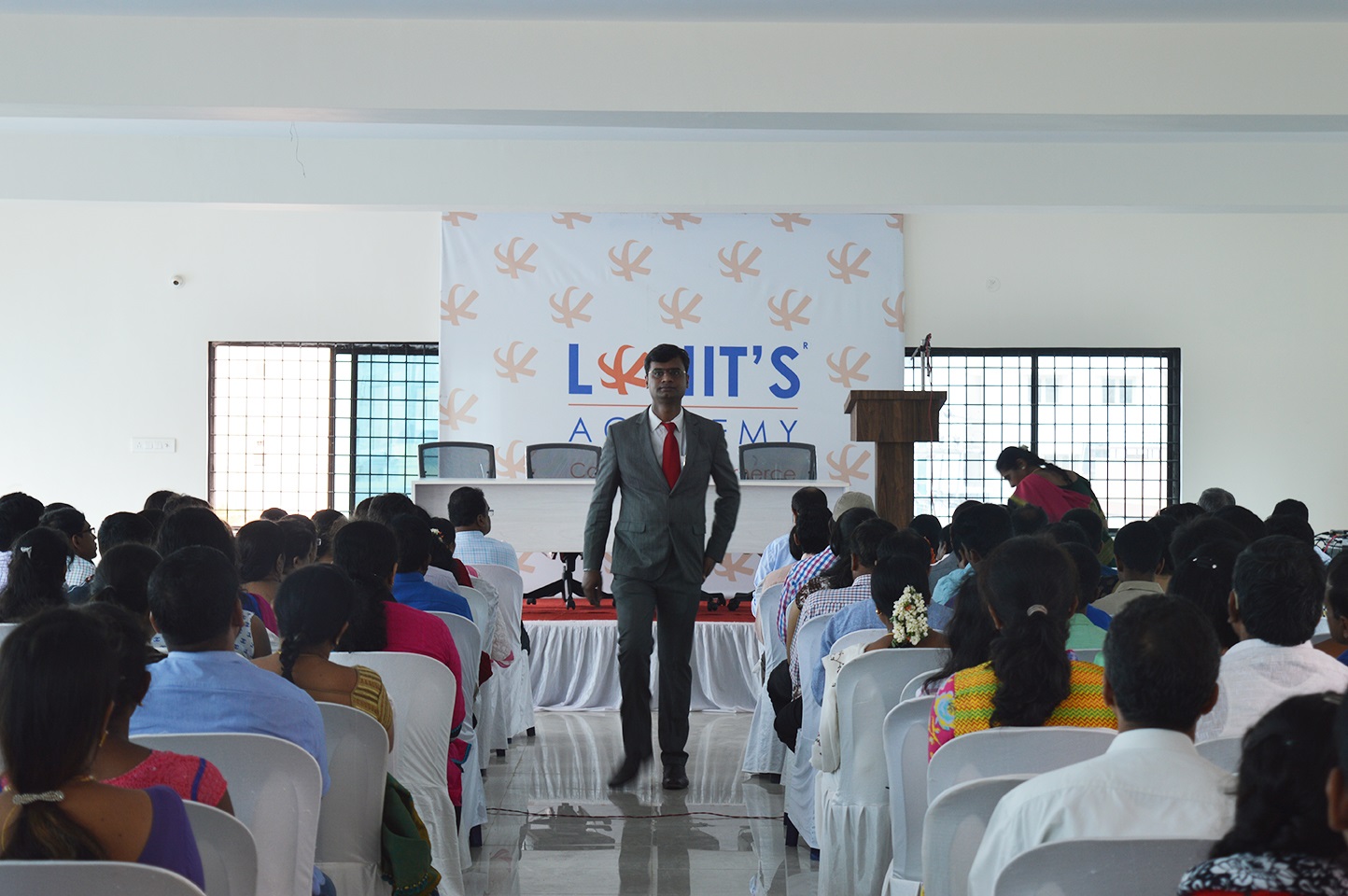 Lohit's Academy College of Commerce Bangalore College photo 11