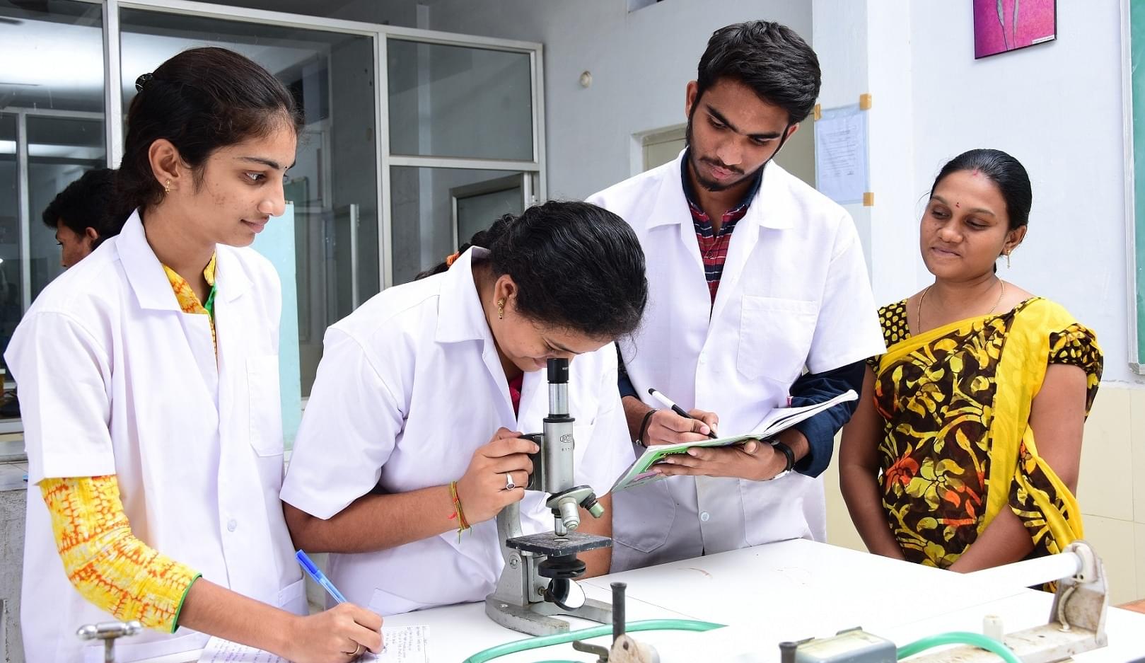 Browns College of Pharmacy Khammam Laboratory photo 1