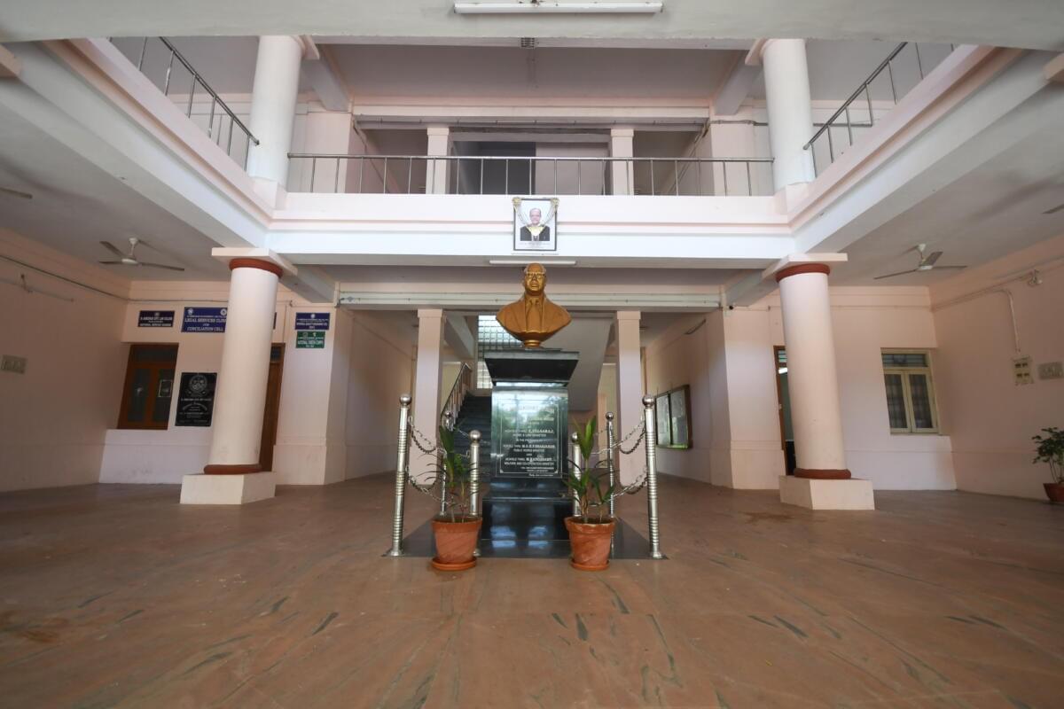 Dr. Ambedkar Government Law College Pondicherry Campus photo 4