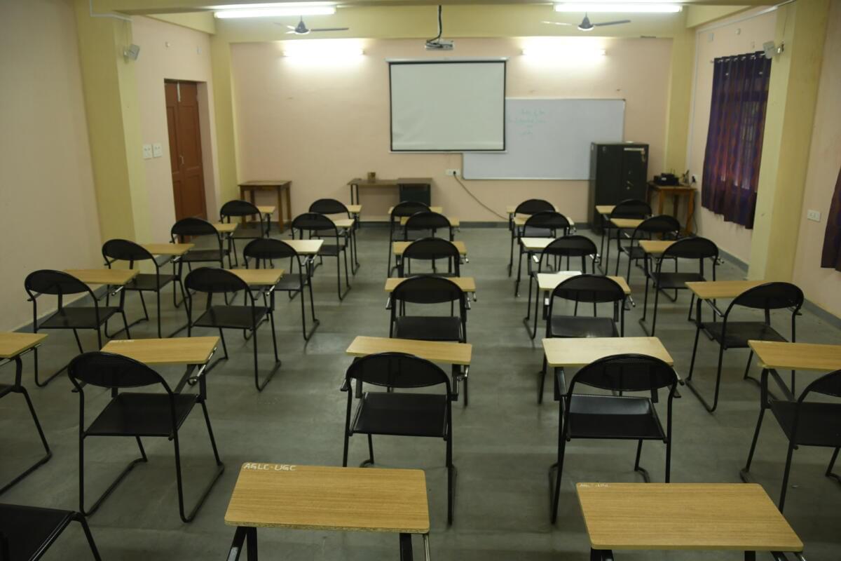 Dr. Ambedkar Government Law College Pondicherry Infrastructure photo 2