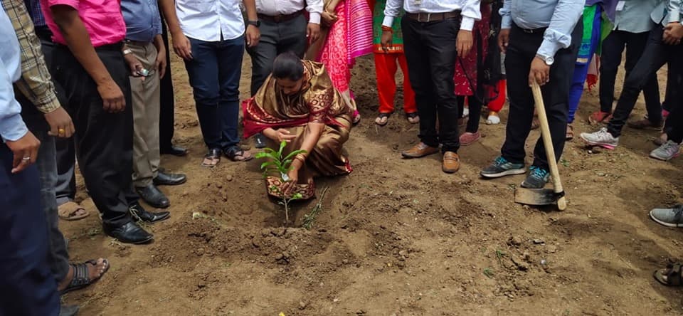 Hon. Shree Babanrao Pachpute Vichardhara trust's Parikrama Polytechnic Ahmednagar Induction Program & Tree Plantation photo 2
