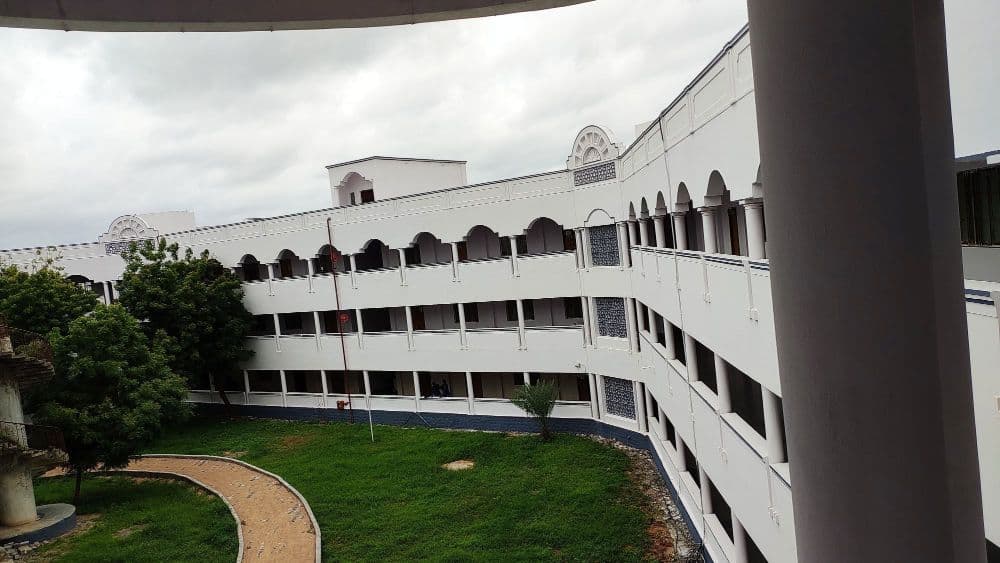 Shadan College of Engineering & Technology Hyderabad College Overview photo 5
