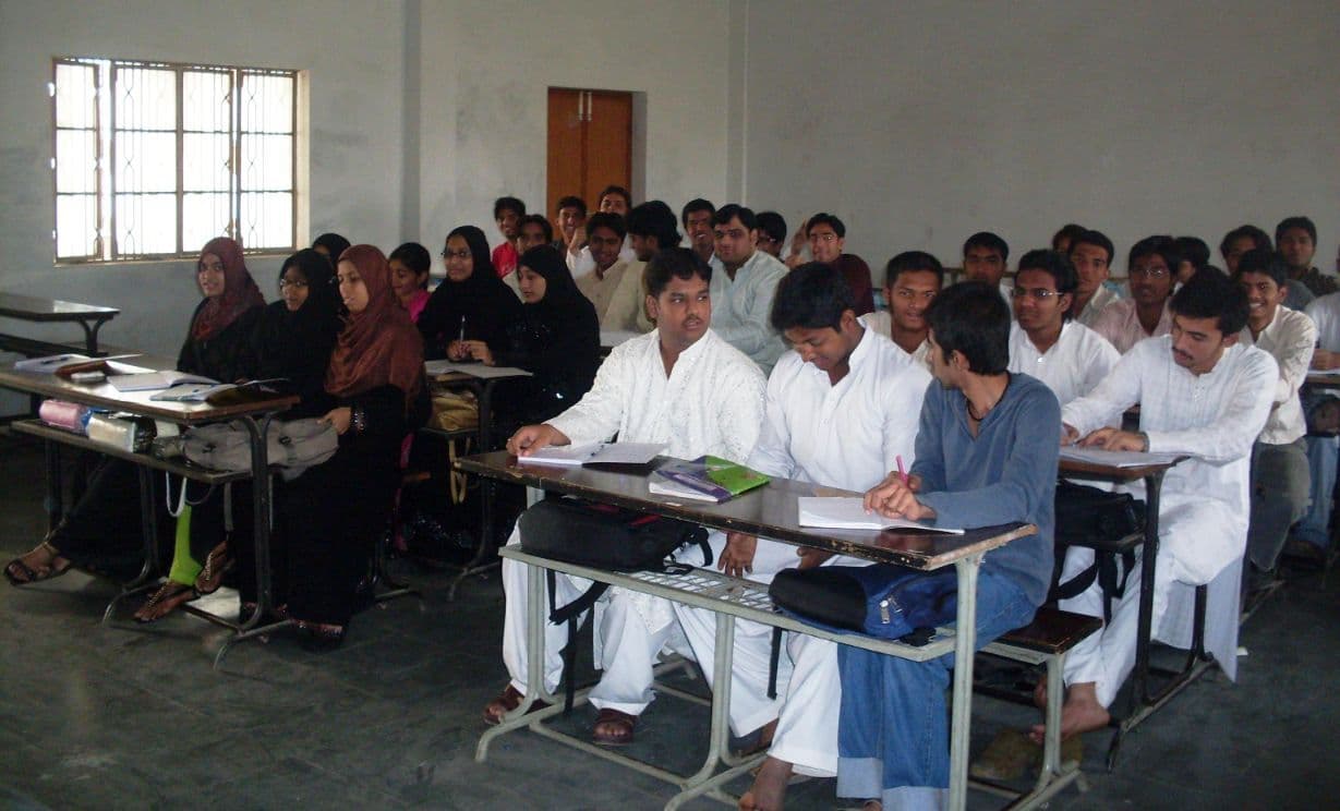 Shadan College of Engineering & Technology Hyderabad Class Rooms Seminar Hall photo 4
