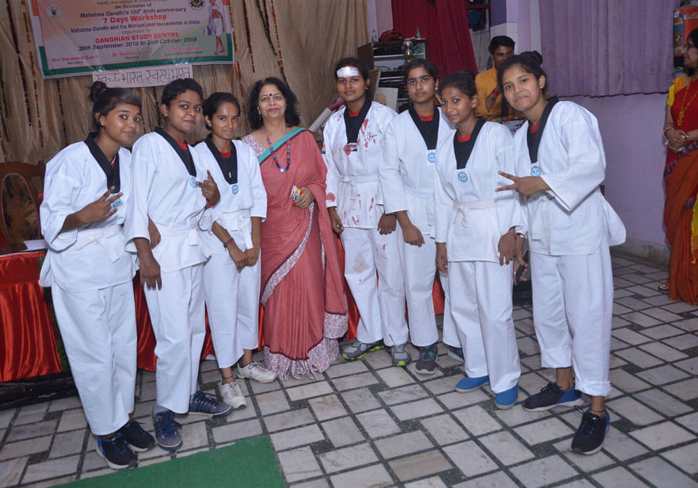 Ismail National Mahila P.G College Meerut Extra Curriculars photo 30