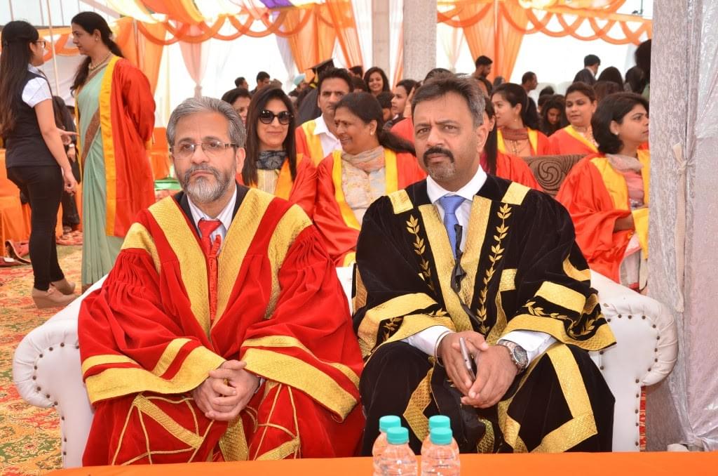 Bhojia Dental College and Hospital Baddi Convocation photo 5