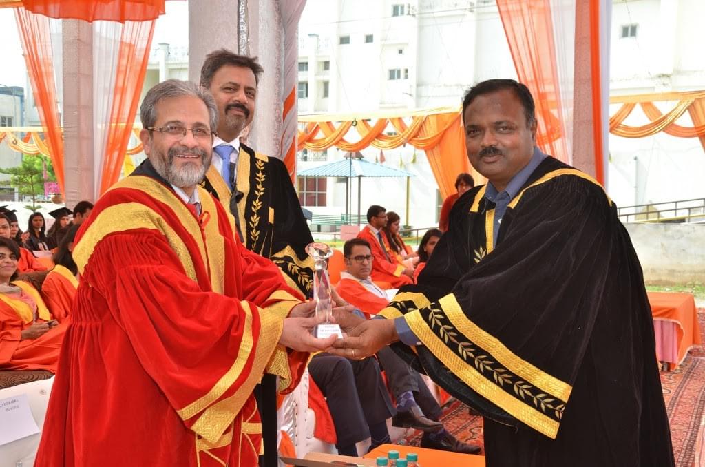 Bhojia Dental College and Hospital Baddi Convocation photo 8