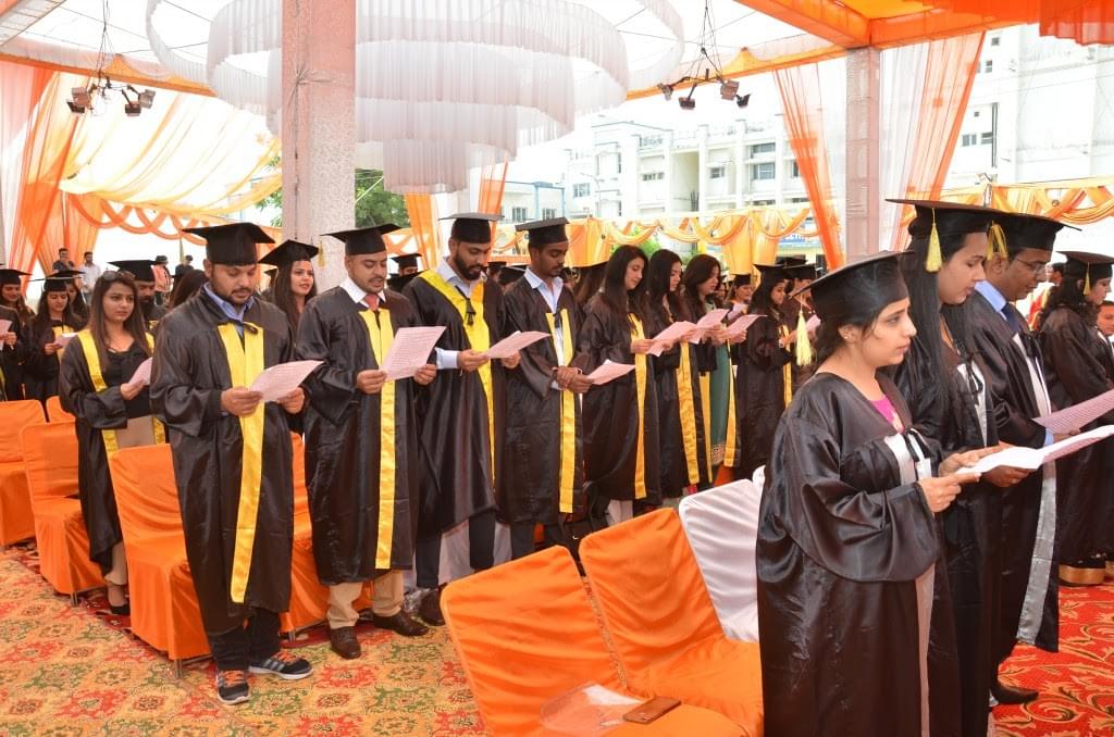 Bhojia Dental College and Hospital Baddi Convocation photo 10