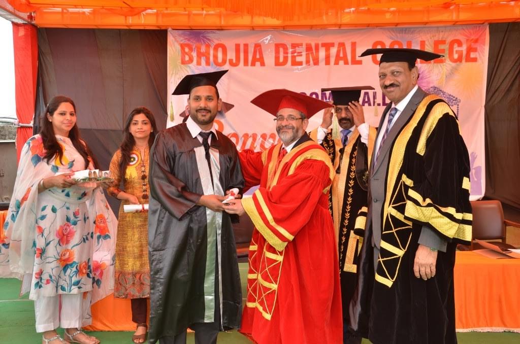 Bhojia Dental College and Hospital Baddi Convocation photo 11
