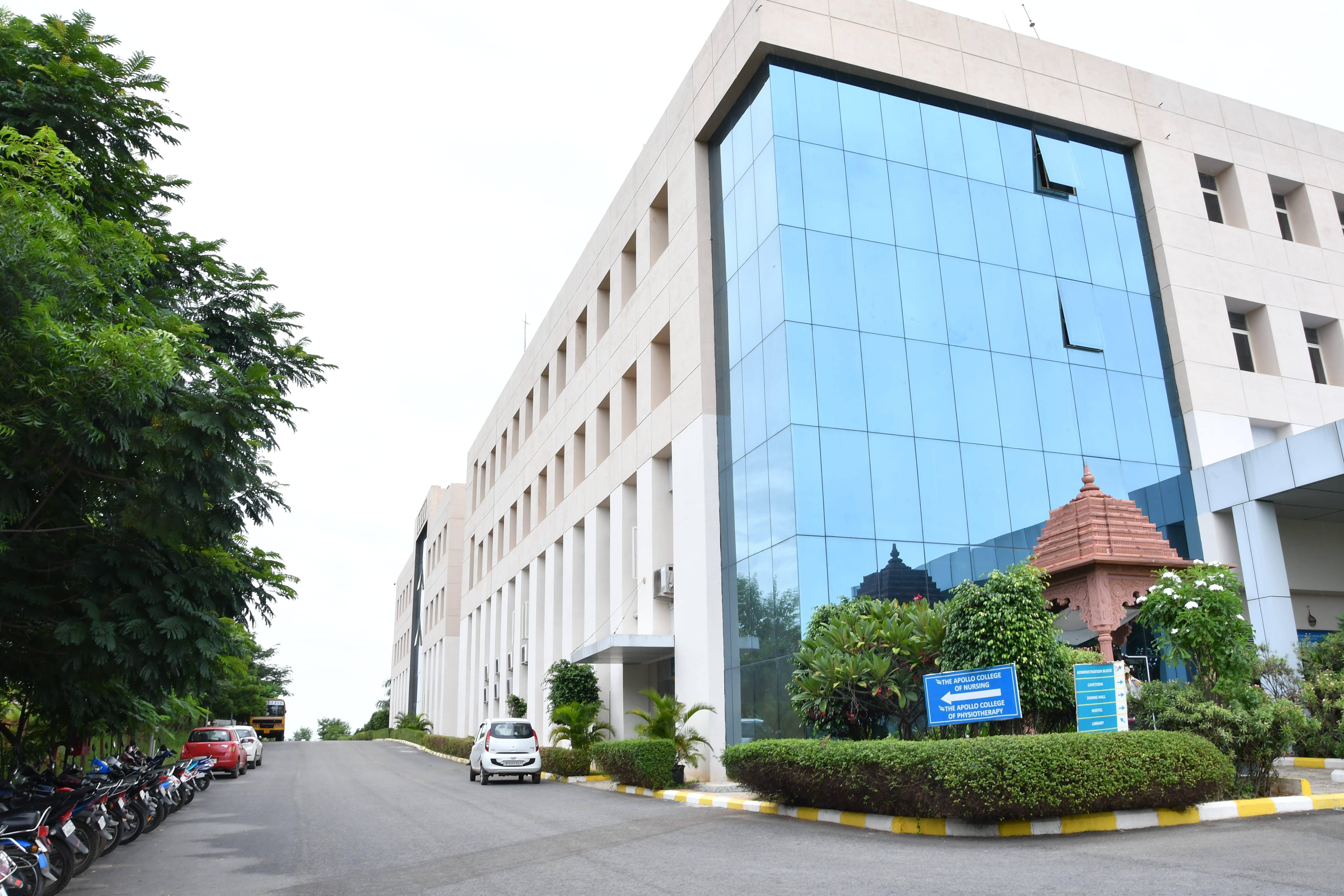 The Apollo University Chittoor External photo 3