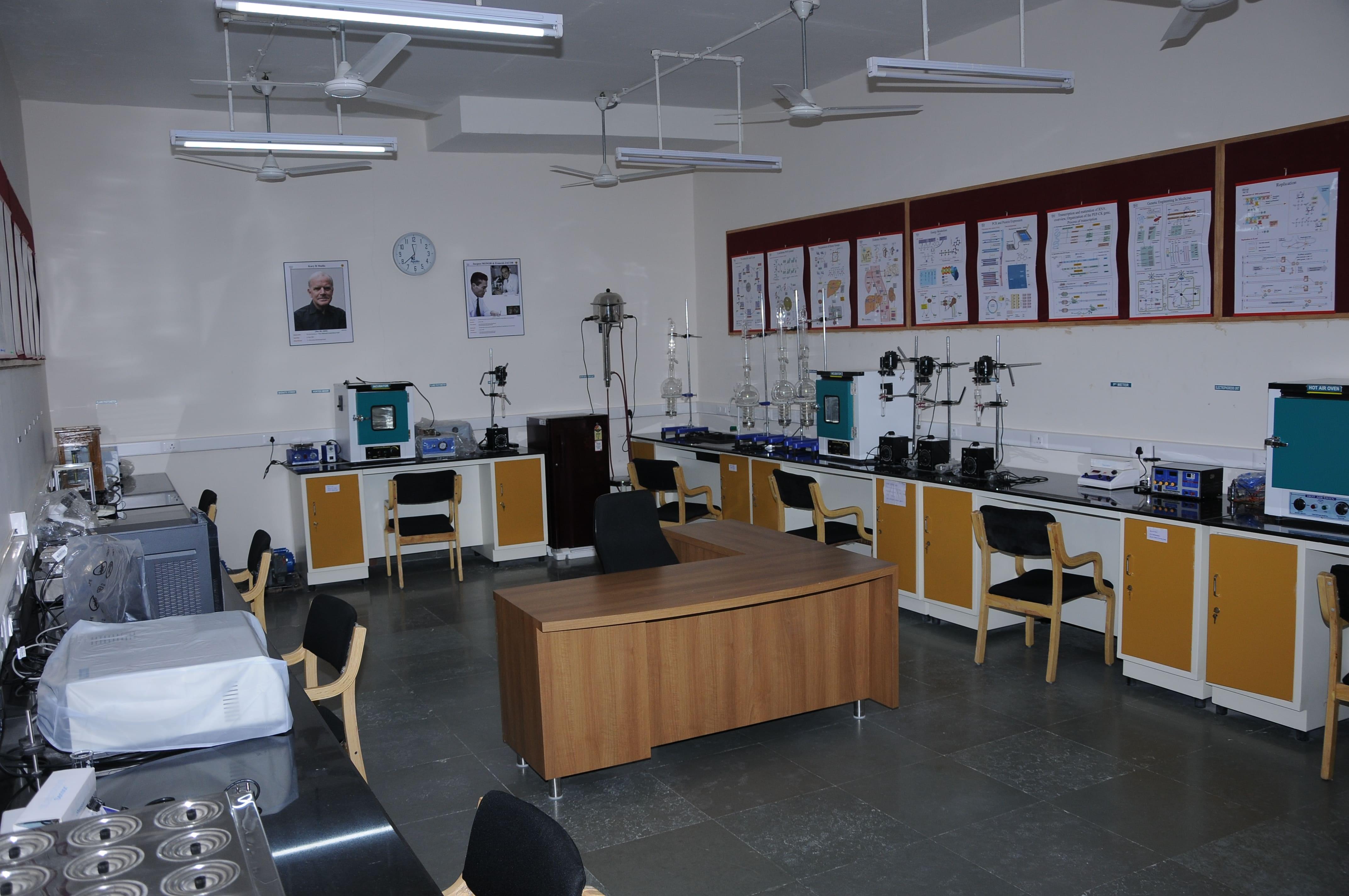 The Apollo University Chittoor Labs photo 9