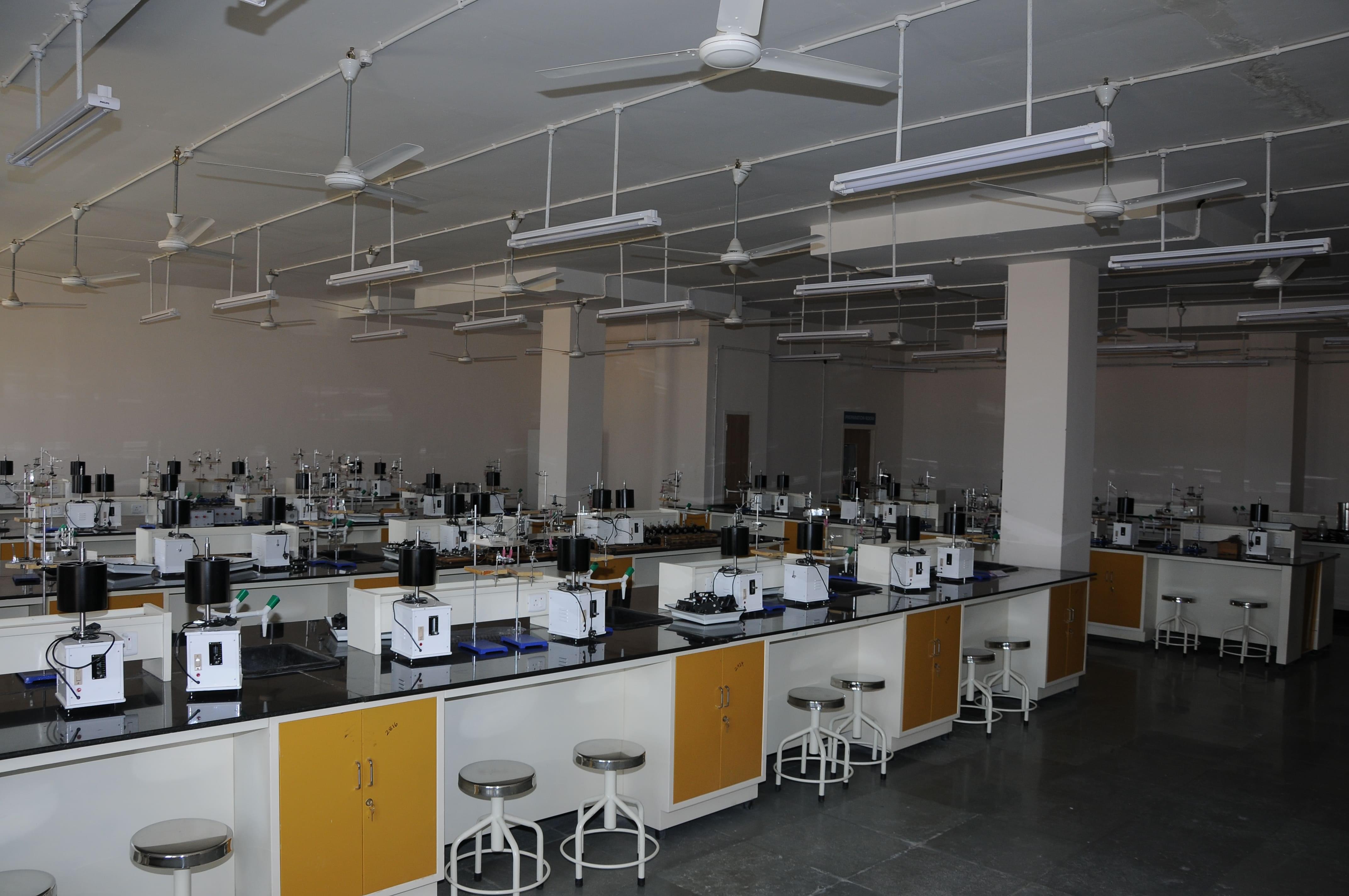 The Apollo University Chittoor Labs photo 2