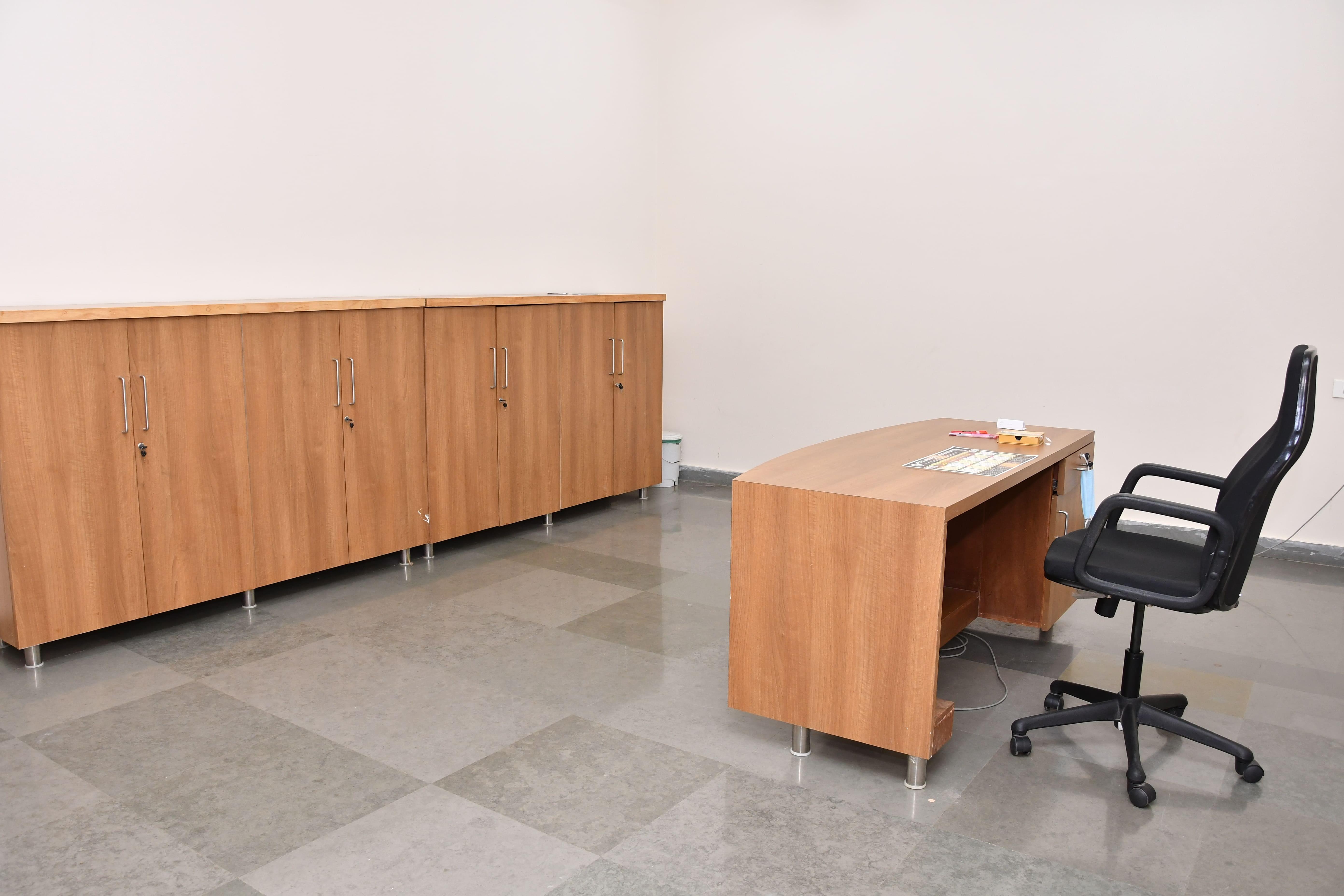 The Apollo University Chittoor Staffs room photo 3