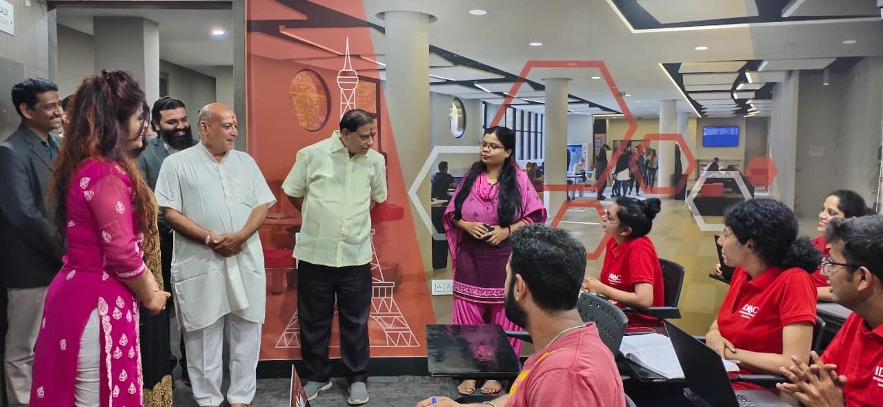 IDRAC Business School Pune Extra Curriculars photo 17