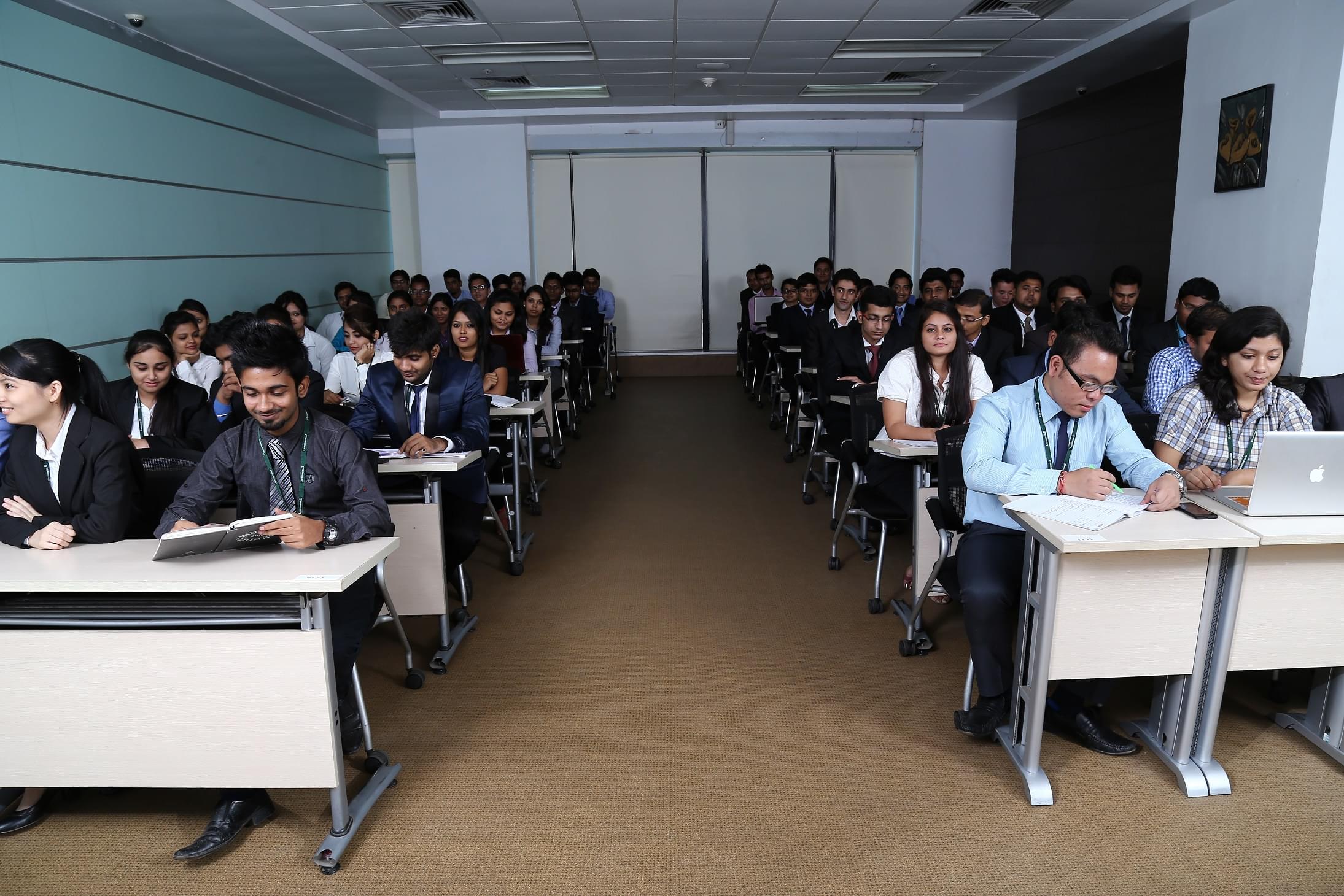 IQ City United World School of Business Kolkata Campus photo 14