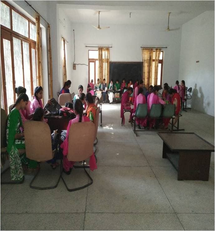 Shaheed Darshan Singh Pheruman Memorial College For Women Amritsar Photo Gallery photo 8