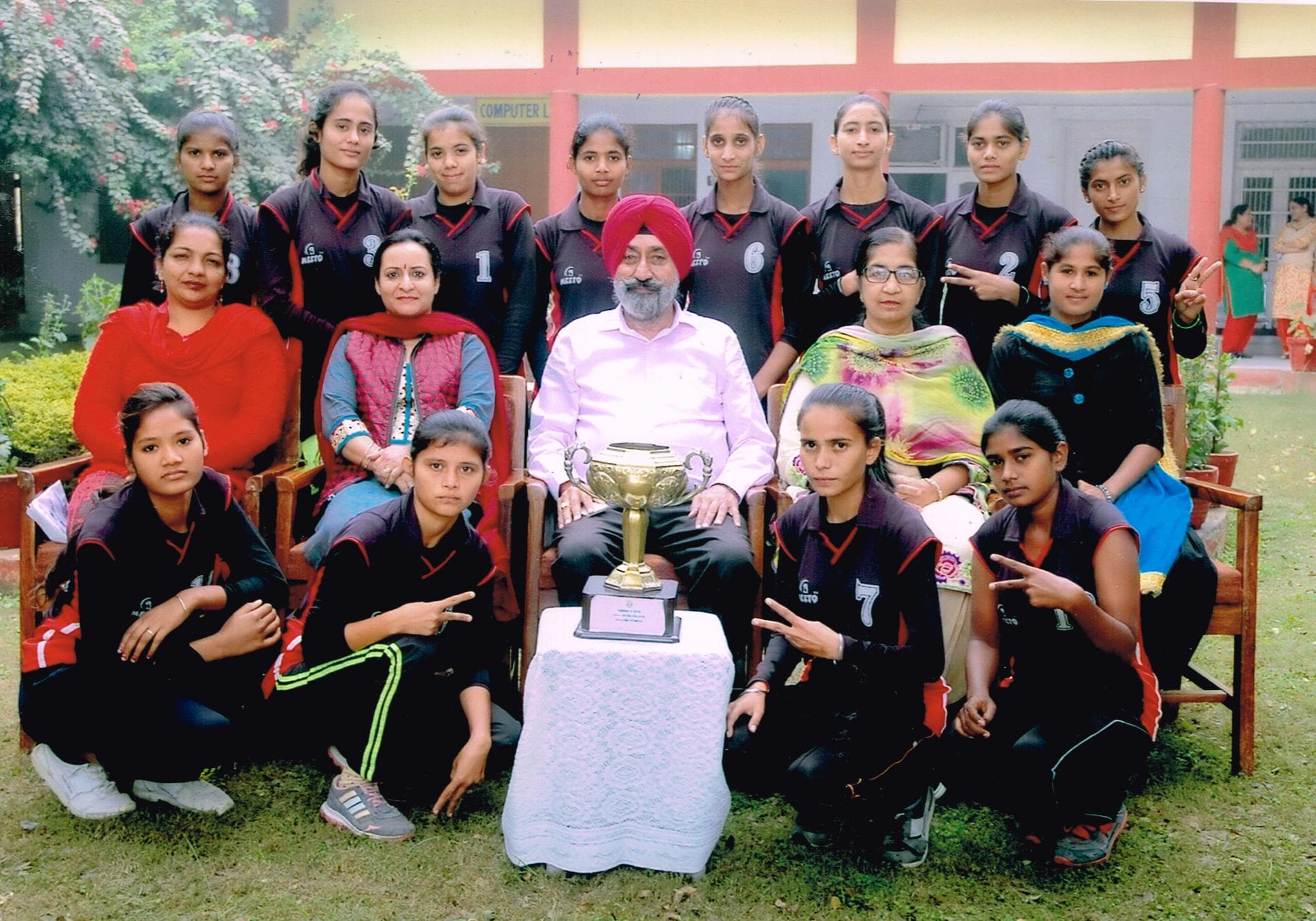 Shaheed Darshan Singh Pheruman Memorial College For Women Amritsar Photo Gallery photo 14