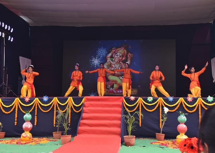 Vindhya Gurukul College Of Pharmacy Mirzapur college photo 5