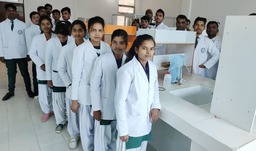 Maa Saraswati Paramedical Institute Ghazipur College photo 12