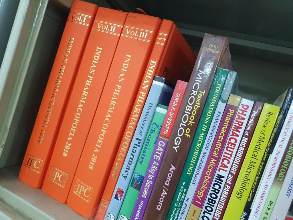 Krishna Institute of Pharmacy and Sciences Kanpur College photo 12