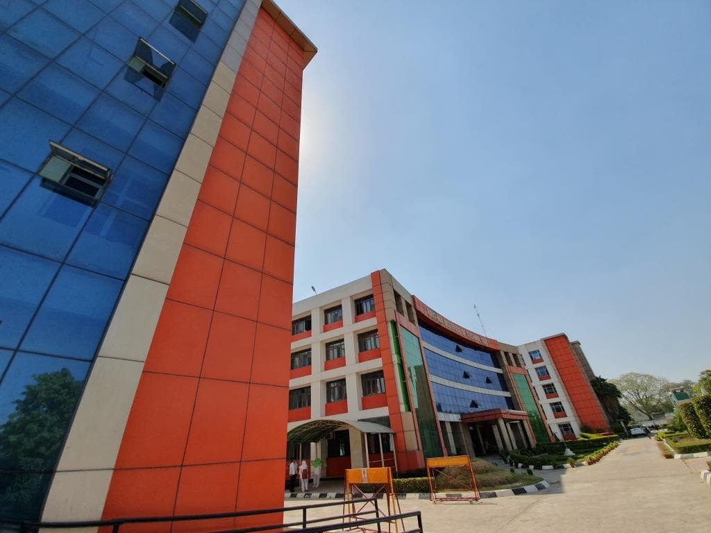 Krishna Institute of Pharmacy and Sciences Kanpur College photo 20