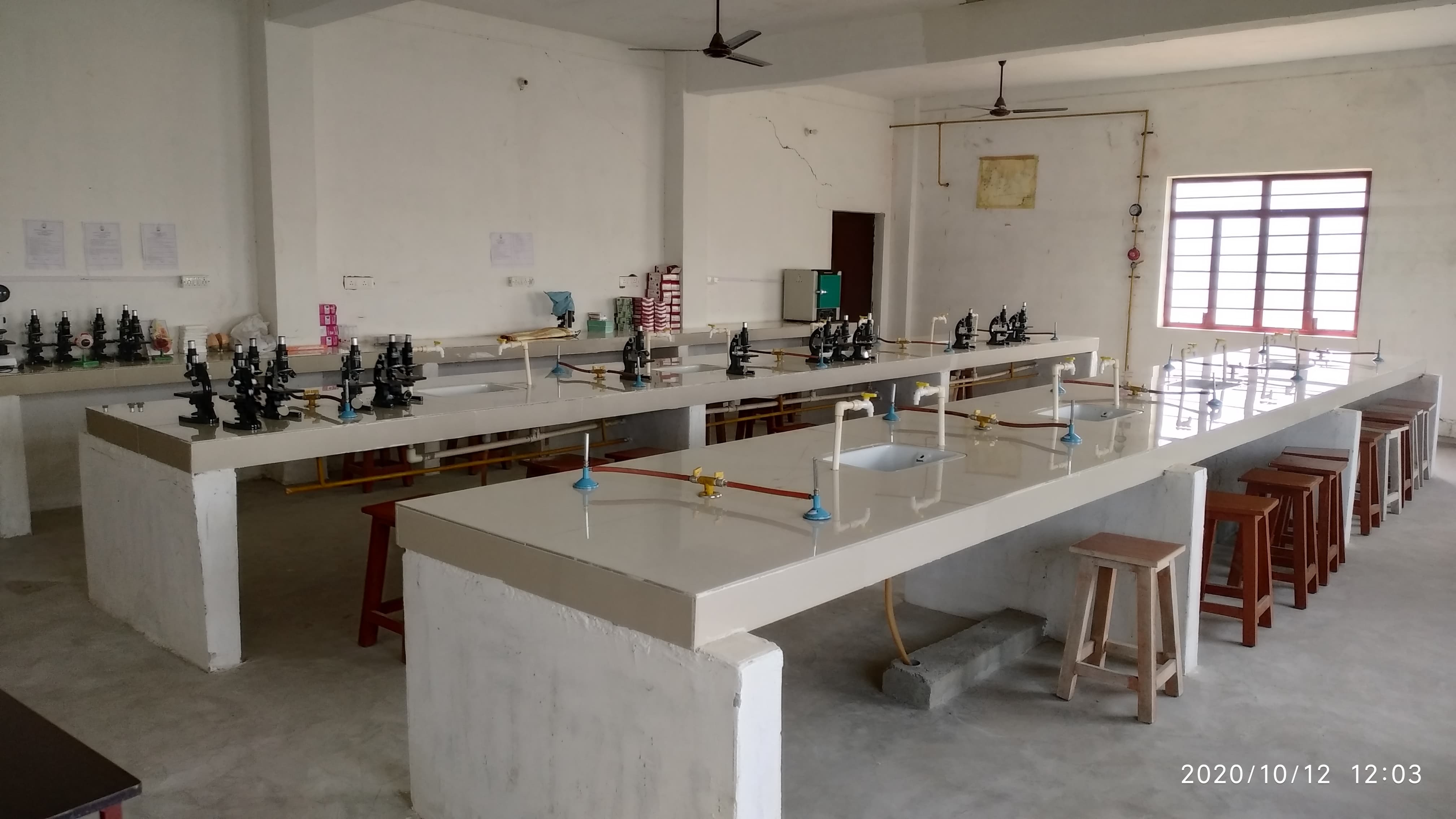 Sardar Patel College Of Pharmacy Gorakhpur lab photo 3